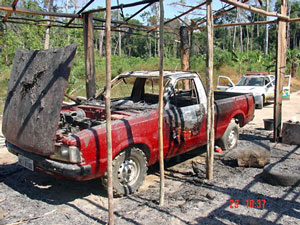 Em 2007 as famílias do Flor do Amazonas tiveram a lavoura e todos seus pertences destruidos por bandos armados do latifúndio