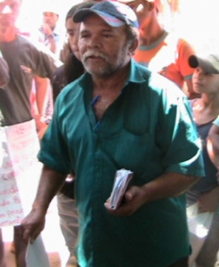 Luis Lopes em mobilização no INCRA, em 2006
