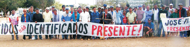 Vítimas de Santa Elina em Brasília exigem indenização e corte da Fazenda Santa Elina - 2007