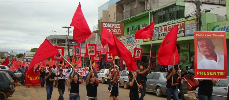 Manifestação pelas ruas de Jaru presta homenagem a Renato Nathan Gonçalves Pereira